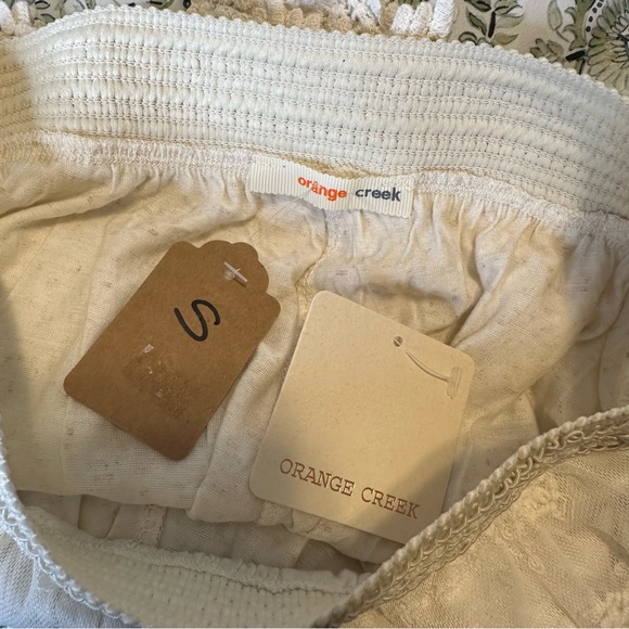 Orange Creek Cream Lace Shorts NWOT - Picture 5 of 8